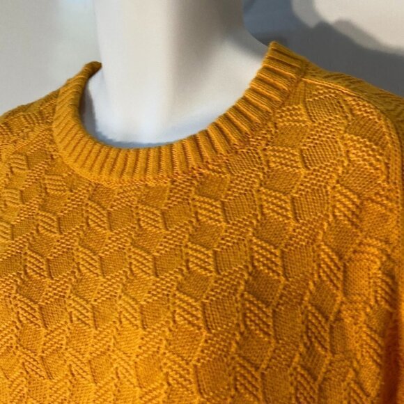 Free Assembly SZ L Bright Golden Orange Sweater Modern Capsule Wardrobe Y2K - Picture 2 of 9
